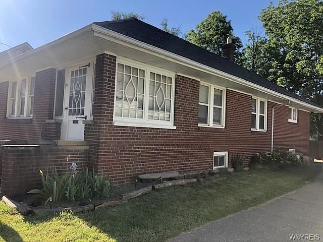 1st image of 19 Orchard Ave