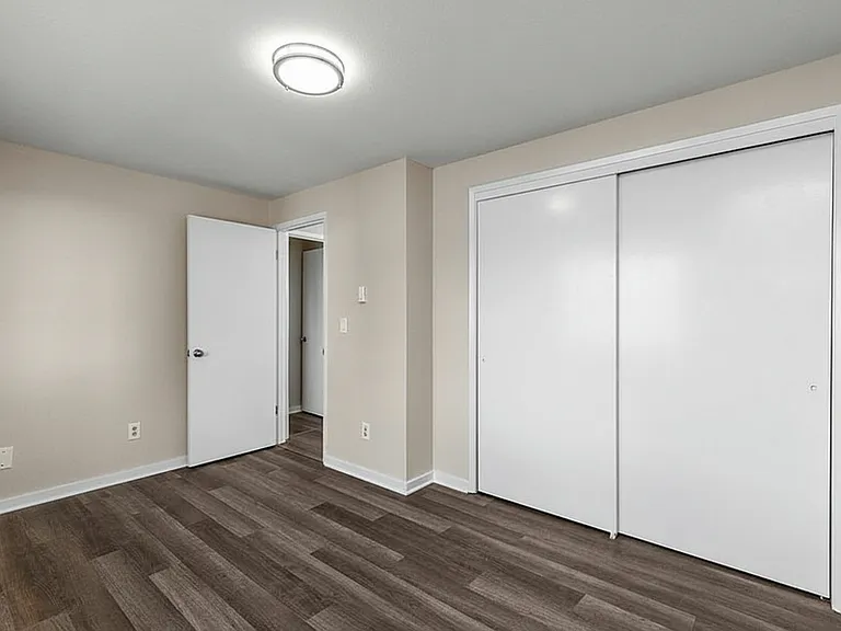 3618 Lombard Ave #202 — Photo 2