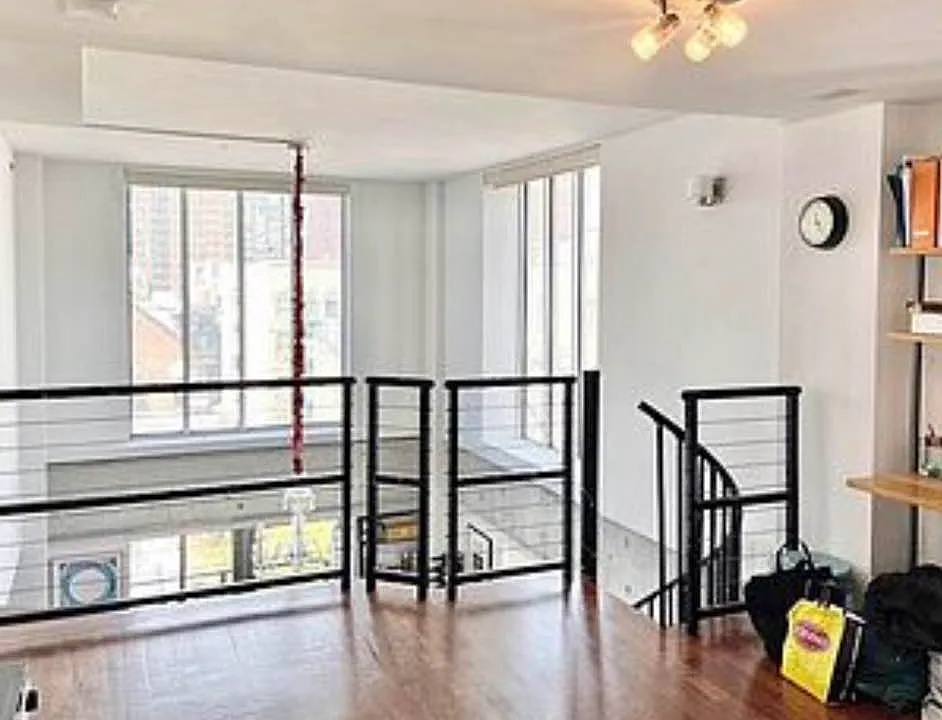 19 Clinton St #704