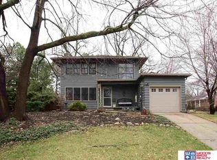 3165 Woodsdale Blvd, Lincoln, NE 68502