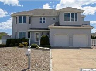 834 Ensign Dr, Forked River, NJ