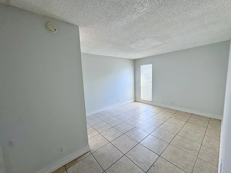 4459 Treehouse Ln #14-F — Photo 7