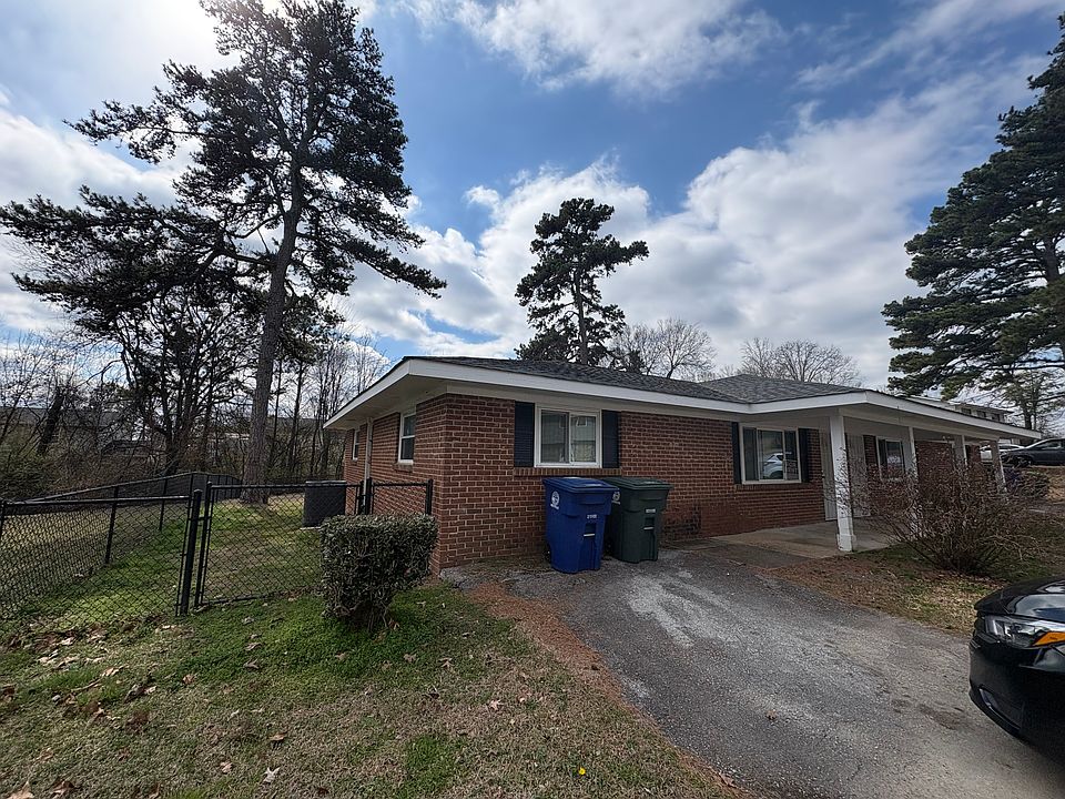 1st image of 3920 Bowman Ln
