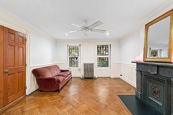 1st image of 386 Quincy St Unit 1