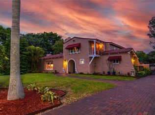 690 64th St S, Saint Petersburg, FL 33707
