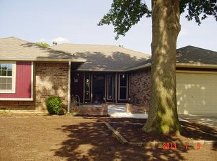 600 Conestoga Dr, Yukon, OK 73099