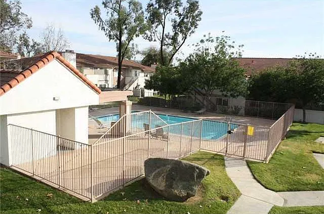 Community pool