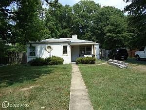 1st image of 2908 Woodlawn Trl
