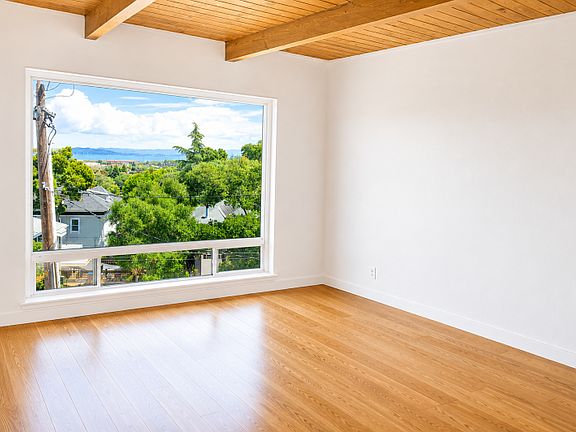 5th image of 231 Corte Madera Ave APT 4