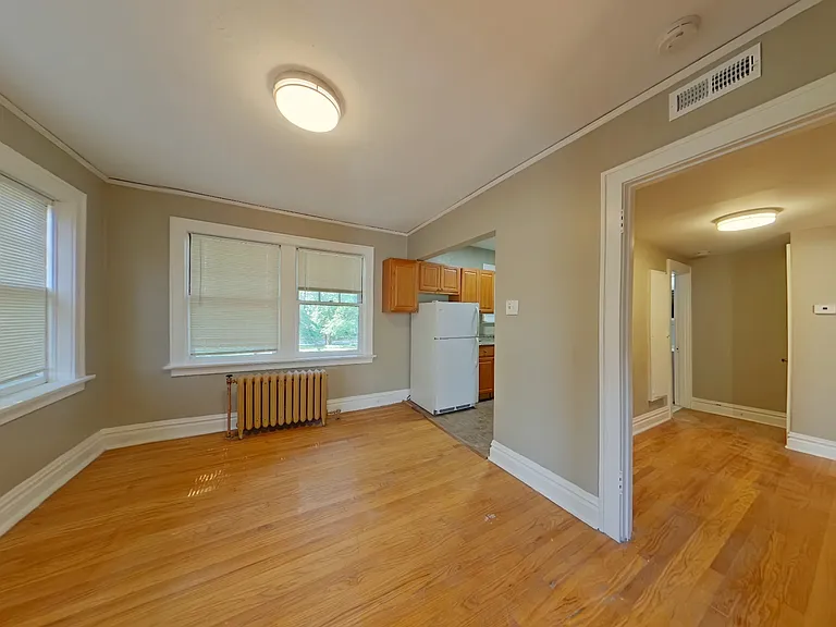 5618 S Grand Blvd — Photo 5