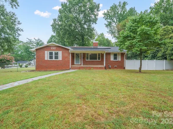 152 Phifer Ave NW, Concord, NC 28025