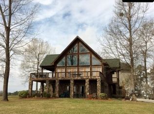 428 Windy Cove Ln, Ridgeway, SC 29130
