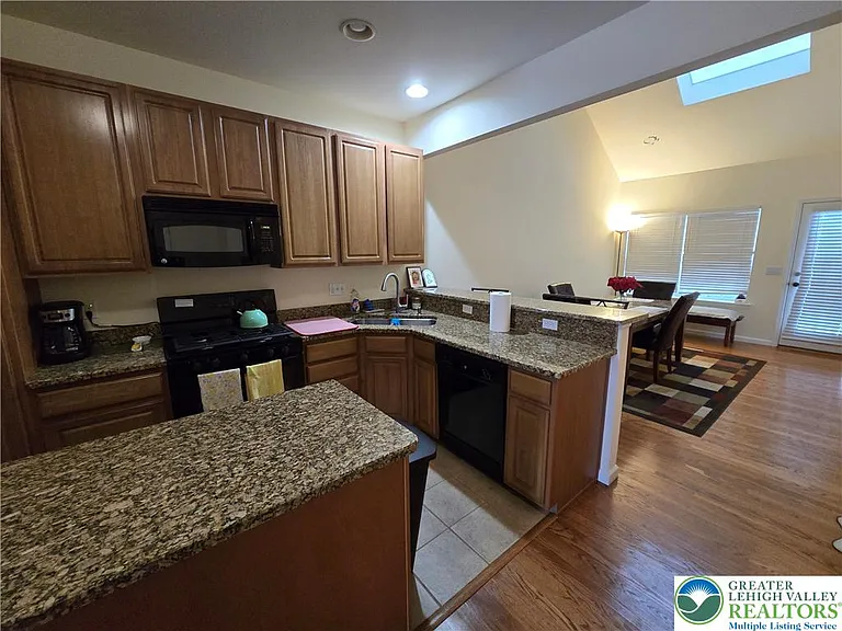 268 Blue Sage Dr — Photo 4