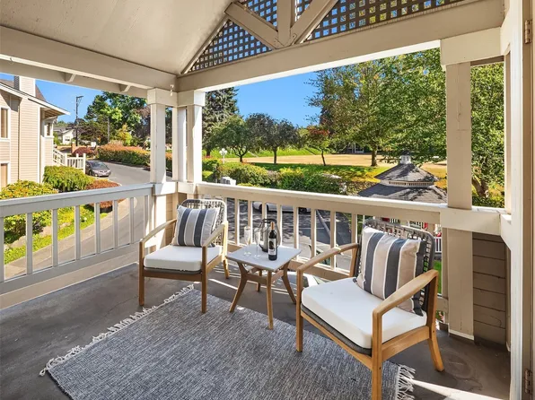 432 3rd Avenue S #B206, Edmonds, WA 98020