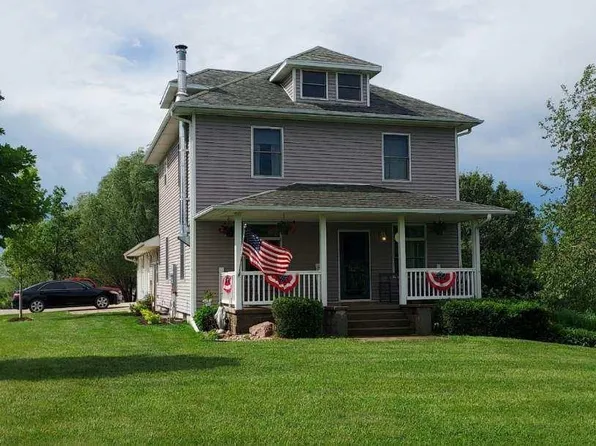 1727 County Road B, Ceresco, NE 68017