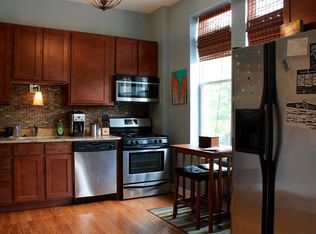 1056-58 N Damen Ave #3F, Chicago, IL 60622