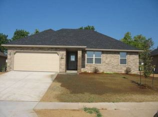 4427 S Troy Ave, Springfield, MO 65810