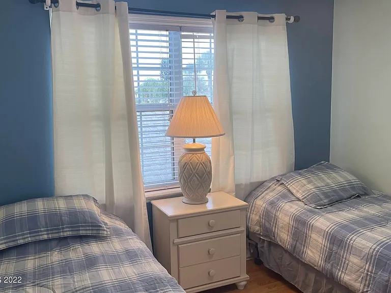 1425 Malibu Cir NE #111 — Photo 44