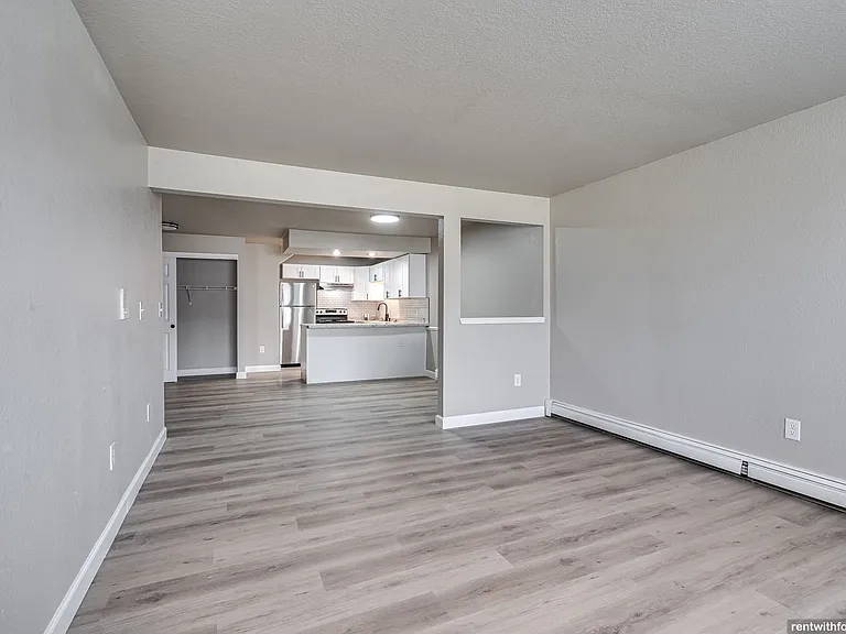 821 Security Dr — Photo 31