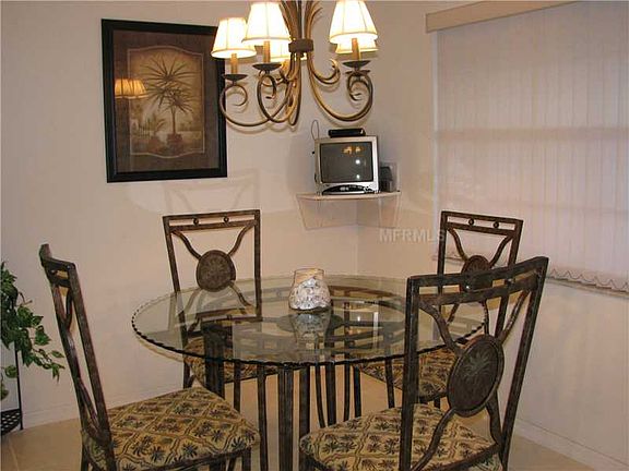 5th image of 12144 SW Egret Cir APT 807