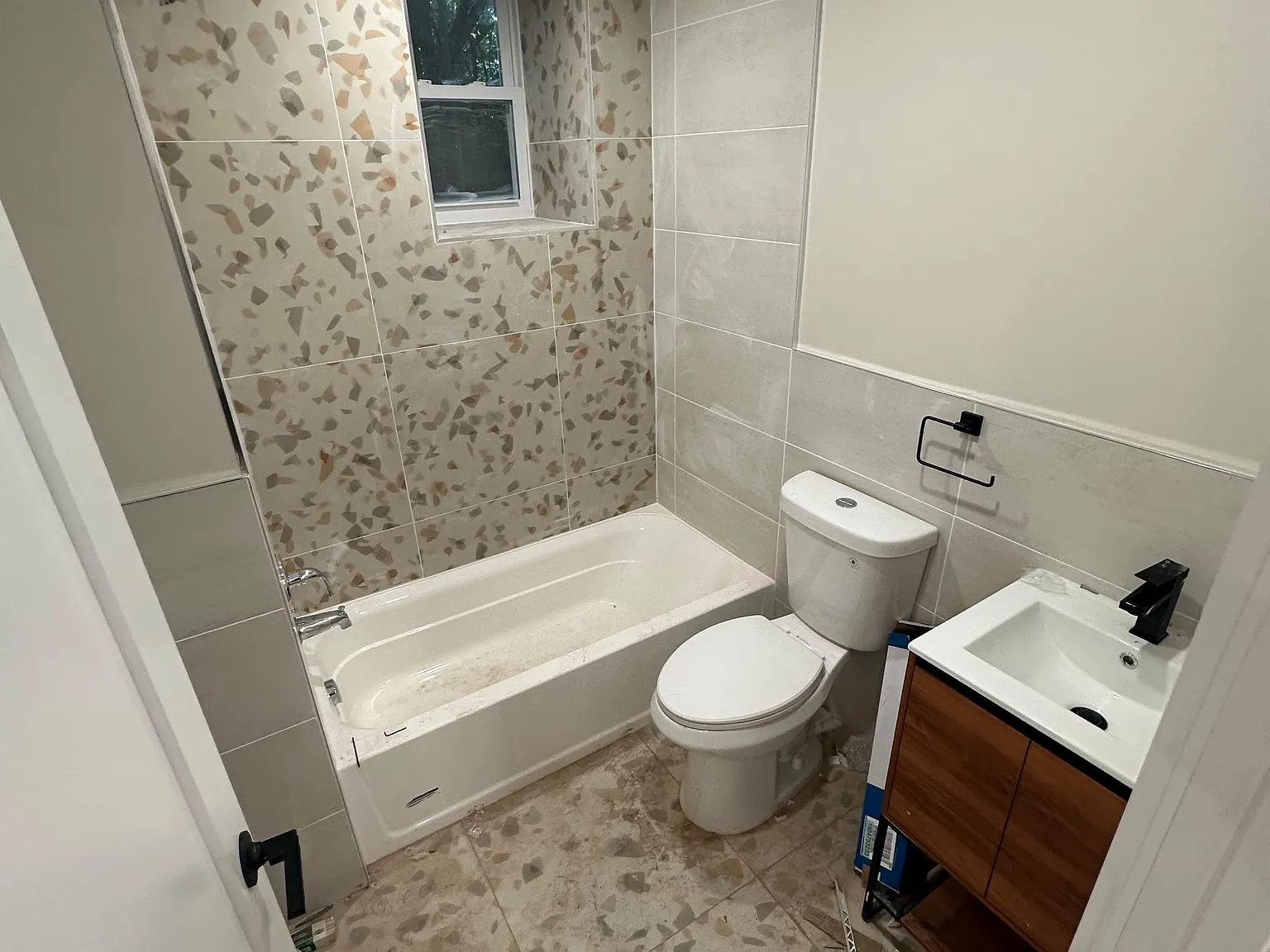 3 bed, $2,600 — Photo 3