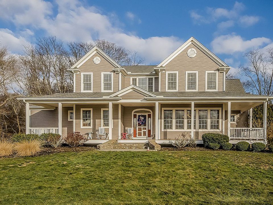 131 Barnswallow St, Tiverton, RI 02878 Zillow