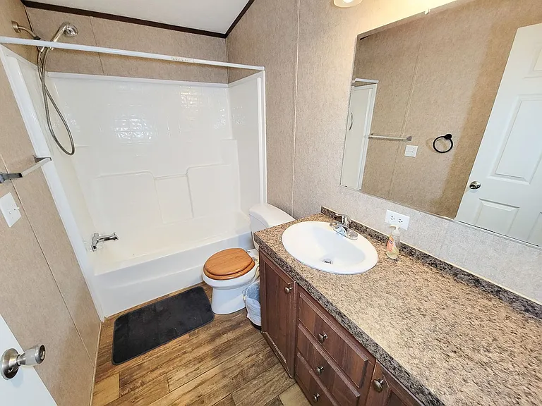 10754 S Lake Shore Dr — Photo 31