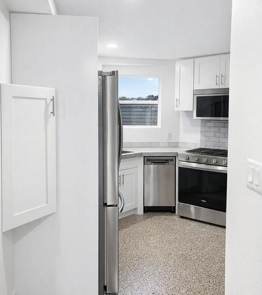 2 bed, $1,125 — Photo 2