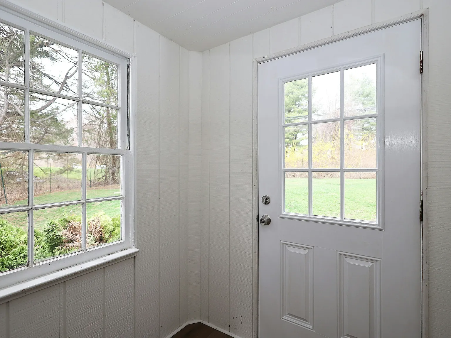 3 bed, 1200 sqft, $3,400 — Photo 3