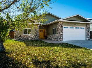 476 4th Ave W, Ranchester, WY 82839