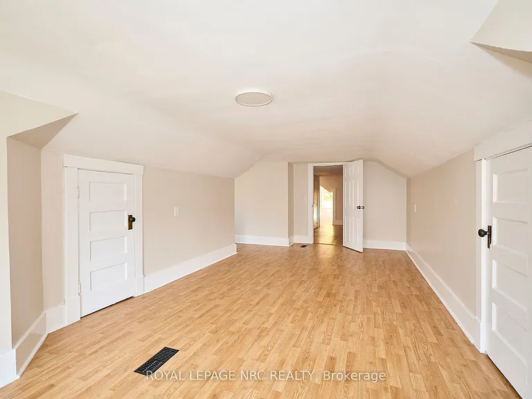 4592 6th Ave — Photo 22