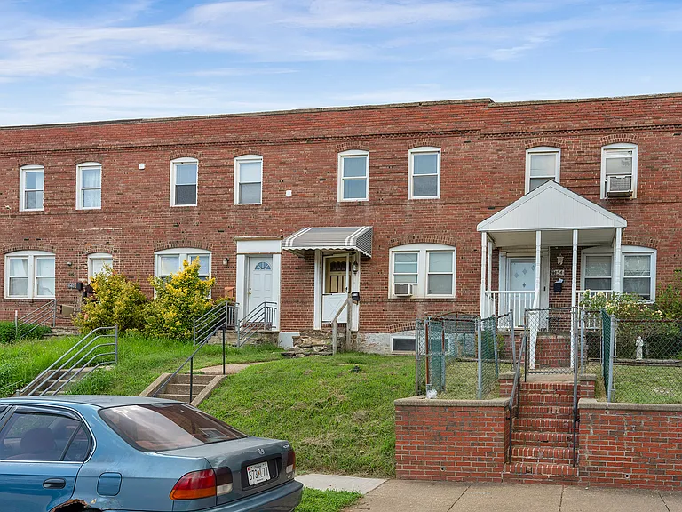 1136 Steelton Ave #2 — Photo 2
