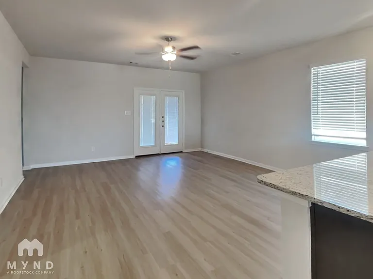 15607 Plum Brook Dr — Photo 7