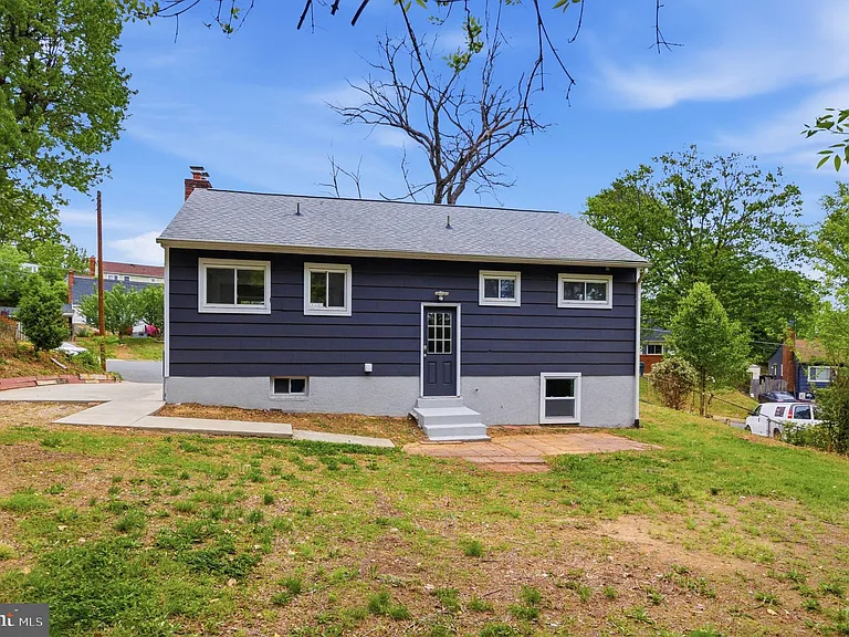 13206 Staggs Ct — Photo 31