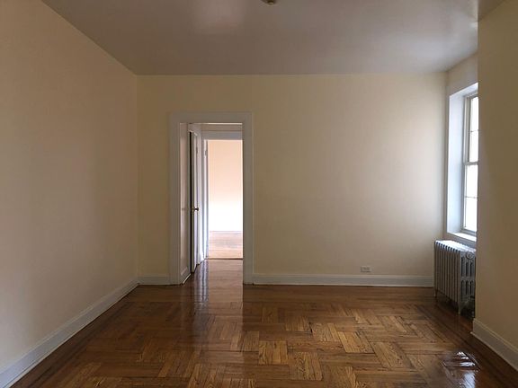 2nd image of 1690 Taylor Ave