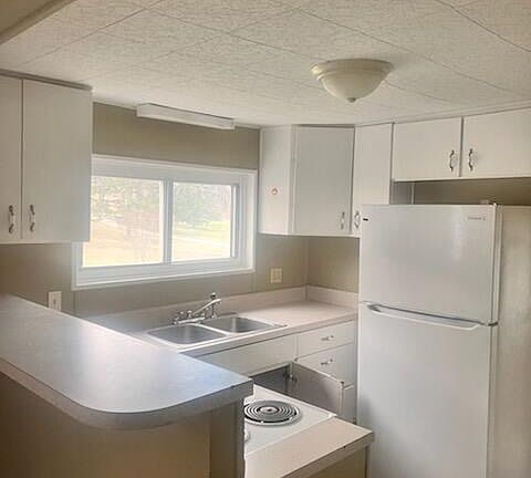 4th image of 7030 Mount Chestnut Rd