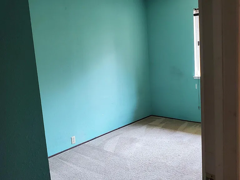 1536 Drake Dr — Photo 18