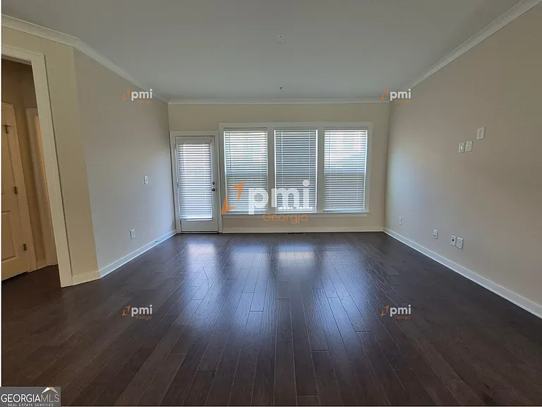 1807 Brandsford Ln NW — Photo 10