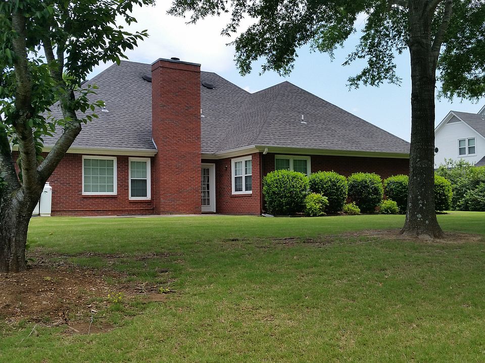 2nd image of 2608 Sandalhaven Dr SE