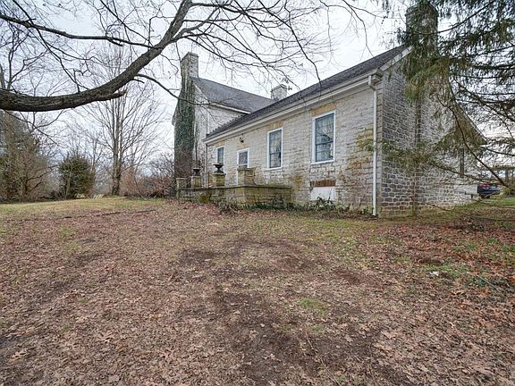 4th image of 11864 Troy Pike