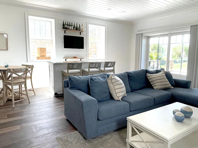 938 Sound Shore Rd — Photo 36