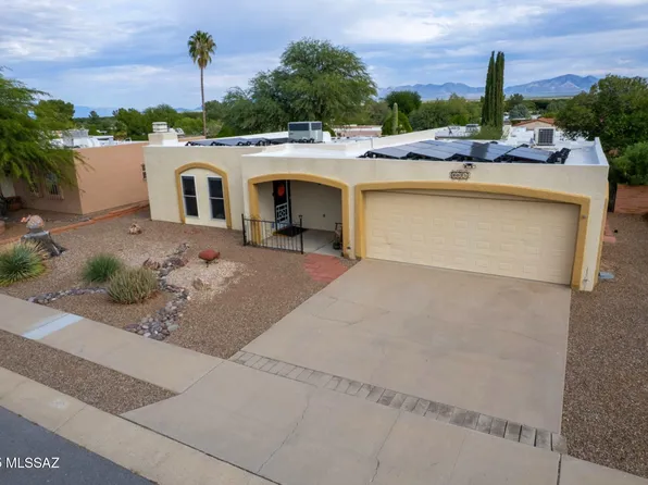 2035 S San Ray, Green Valley, AZ 85614