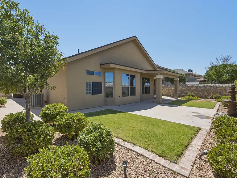 1337 Fito Hernandez St — Photo 29