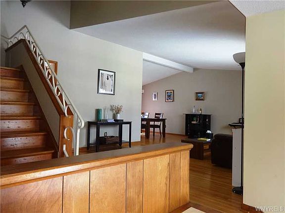 3rd image of 88 Cherrywood Dr