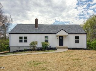 1521 Riverside Rd, Knoxville, TN 37914