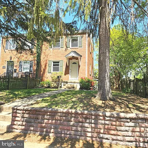 2214 Arlington Ter Photo 1