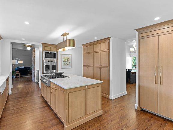 5th image of 24 De Braham Ct
