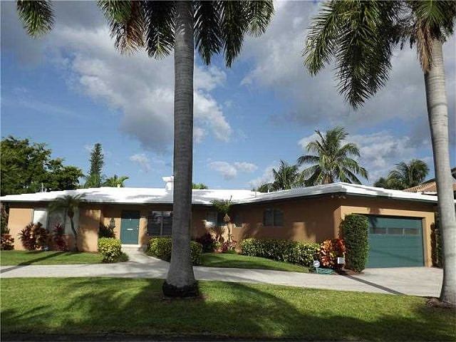 1st image of 513 Coconut Isle Dr