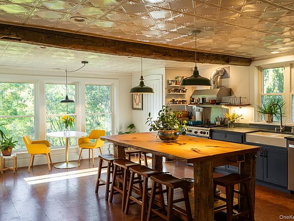 2nd image of 235 Hankins Road