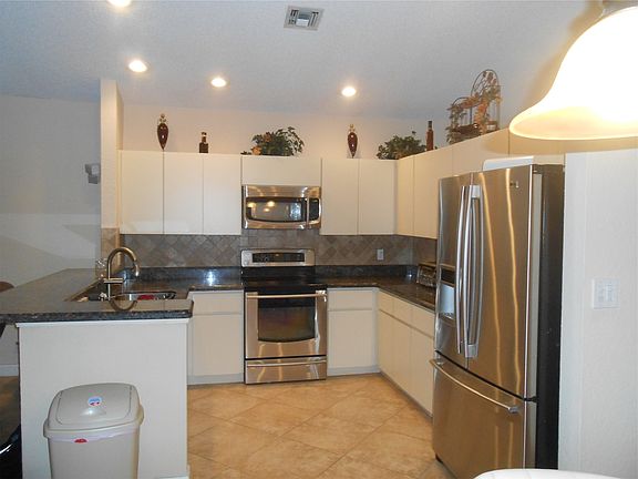 4th image of 8800 NW 49th Dr